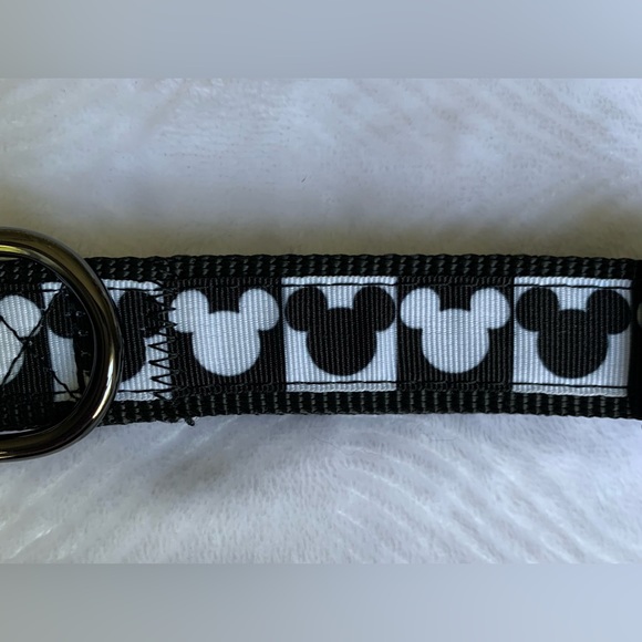 Disney Tails Mickey Mouse Dog Collar - Picture 4 of 6